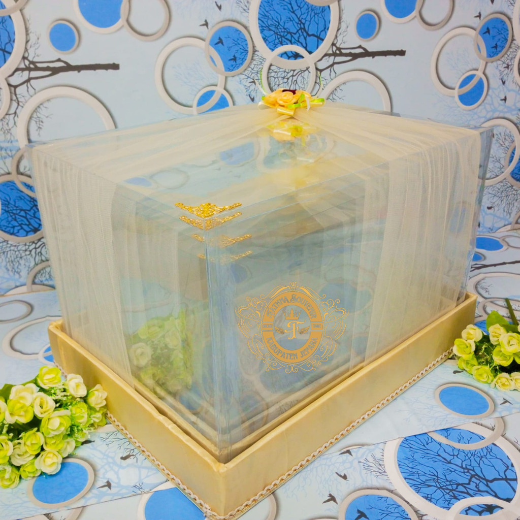 

BOX KOTAK SESERAHAN HANTARAN PERNIKAHAN MIKA TILE 1 SET ISI 4 PCS