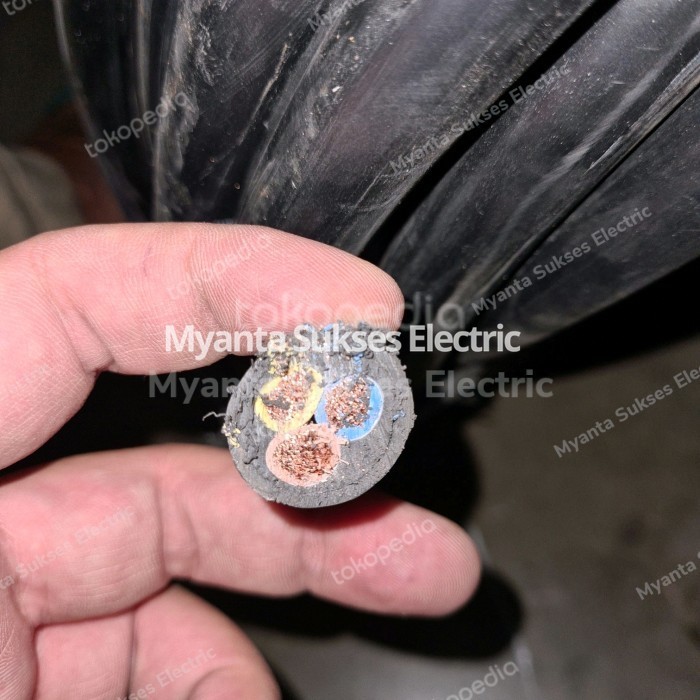 Kabel Listrik Serabut NYYHY 3x16 mm 4 Besar Potongan