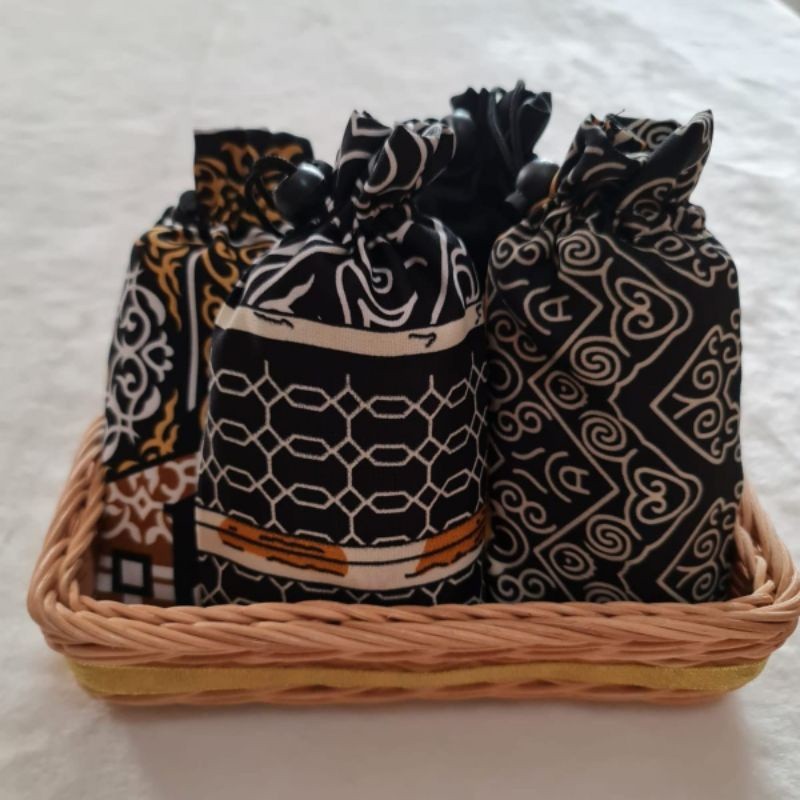 Sajadah Travel Hitam Kiswah Sajadah Traveling Pouch