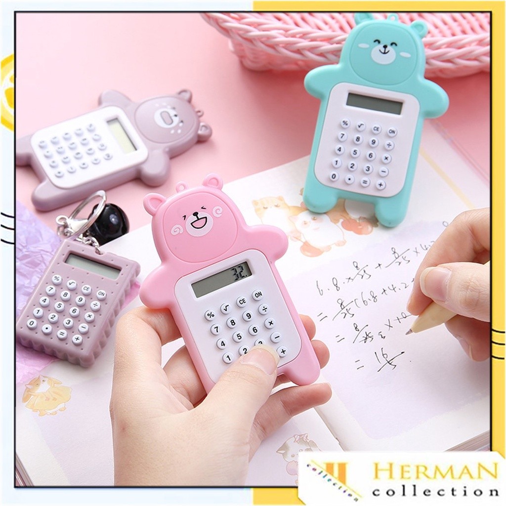 

Alat Tulis Anak / HC Calculator Mini Portable Motif Bear Kalkulator Portable Mini Beruang Kalkulator Unik Kalkulator 8 Digit Mini Portable Kalkulator Beruang Tombol Karet Kalkulator Sekolah /Stationary Warna Warni