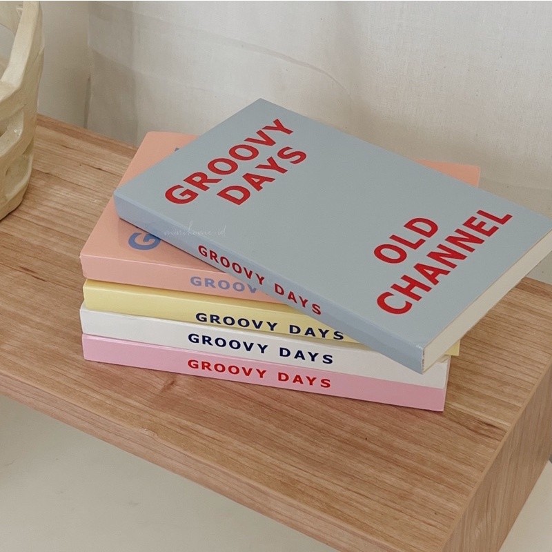 

MINIHOME - GROOVY DAYS Notebook Buku Aesthetic Old Channel Korean Minimalis Buku Catatan Pastel Warna Warni Lucu Hard Cover Buku Tulis