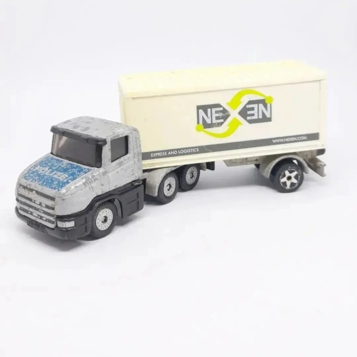 TOY Scania Truck  Ori Siku Diecast Skala 64 Mobi Truk