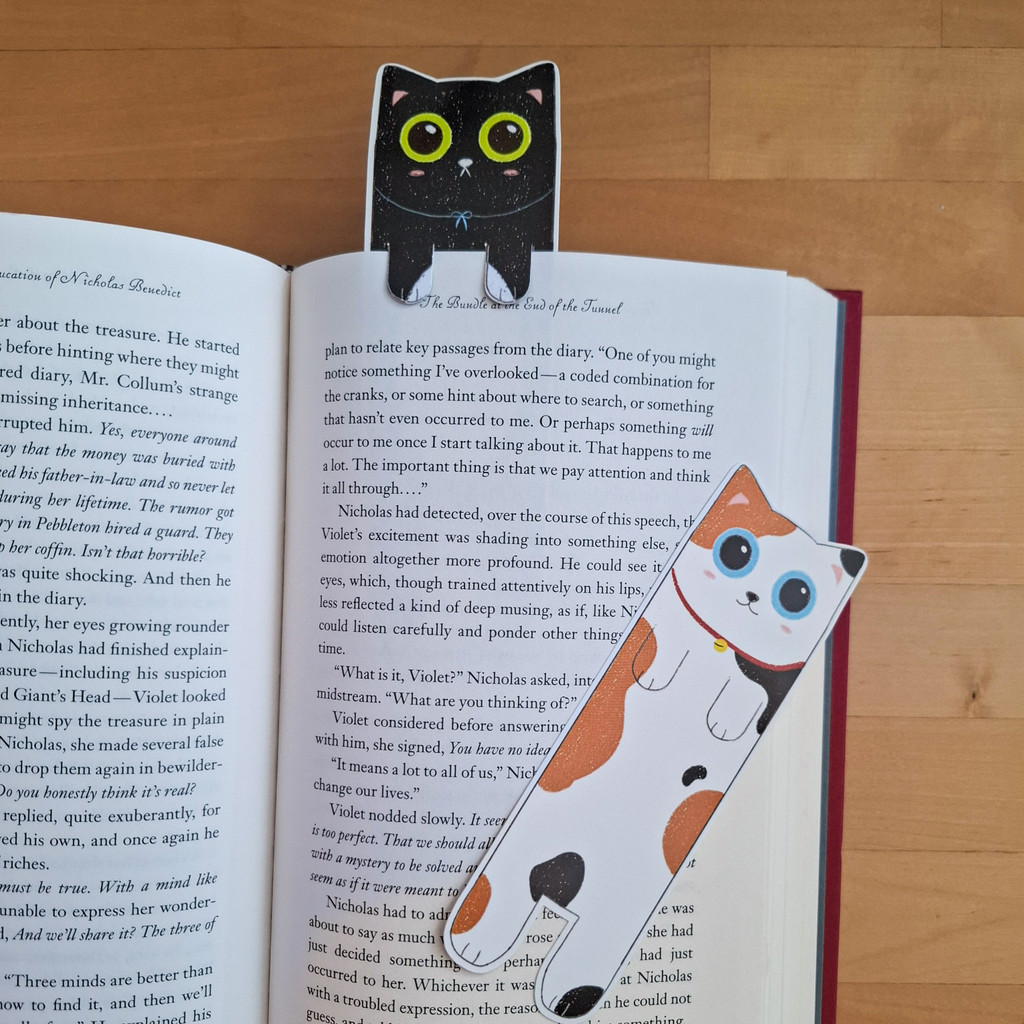 

Catt Bookmark Pembatass Buku By Calendulaae