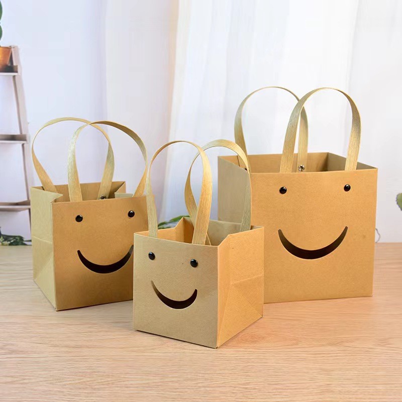 

Tas Paperbag Polos Goodiebag Souvenir Hadiah Hampers Ultah Paperbag Kraft Tebal Kuat Goodiebag Warna Polos