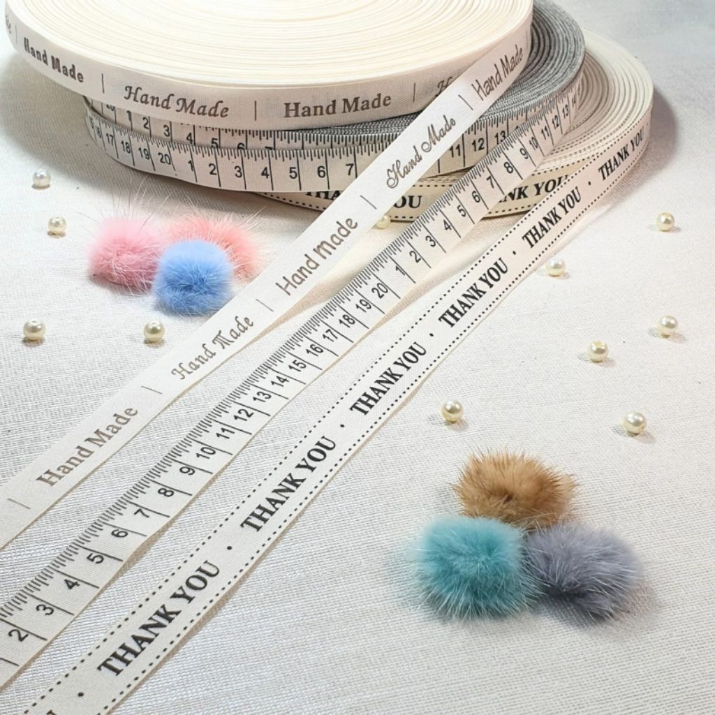 

1 METER - 1.5 CM | FOTO PROPERTI PITA KATUN LEBAR 1.5 CM | PITA KATUN MOTIF THANK YOU | PITA KATUN MOTIF HAND MADE