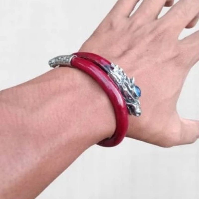 GELANG AKAR BAHAR TALI ARUS MERAH VARIASI NAGA PERAK