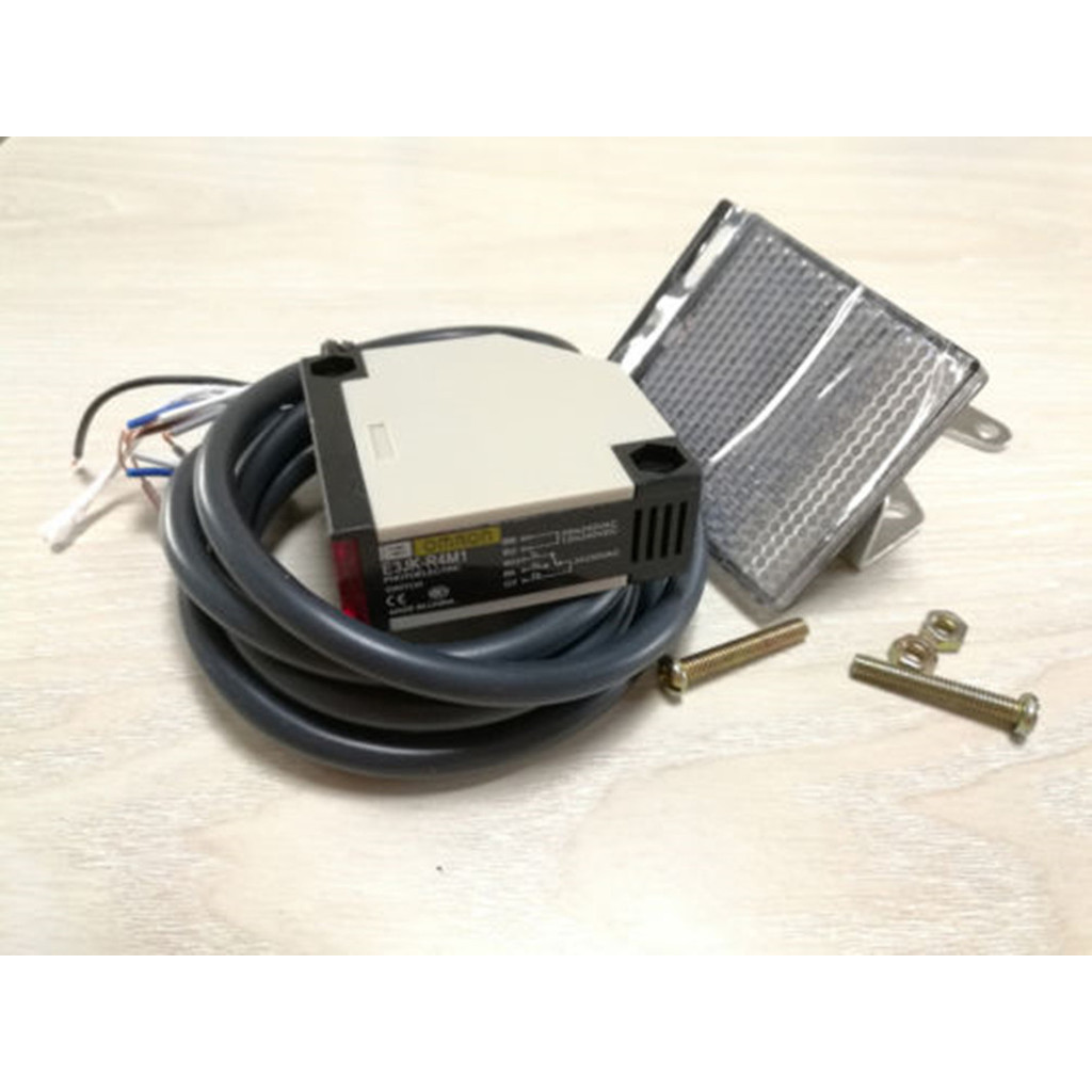 

E3JK-R4M1-2 meters AC/DC Omron Photoelectric Switch Sensor New High-Quality sensor