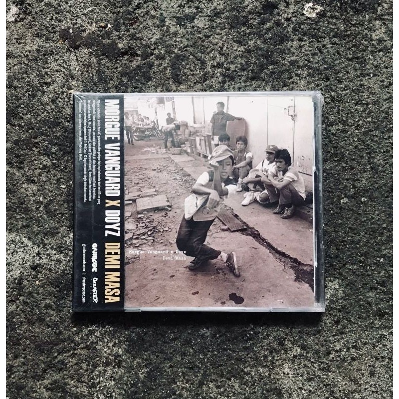 Kaset CD "MORGUE VANGUARD X DOYZ" Album "Demi Masa"