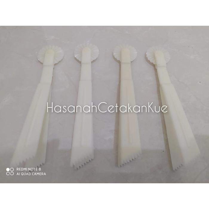 

Jepitan Nastar Roda Lokal