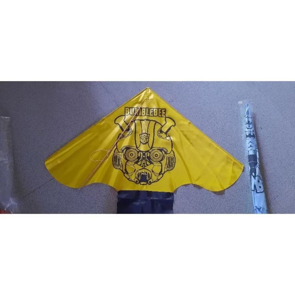 

DC___ Layangan Karakter Kain Parasut 1 Warna Harga Grosir