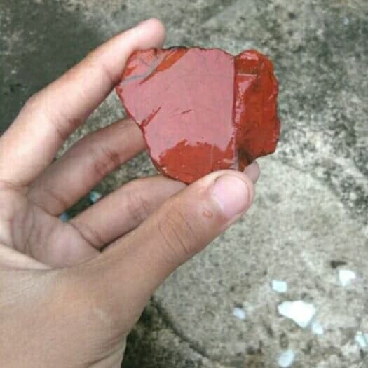 

bongkahan batu akik ati ayam