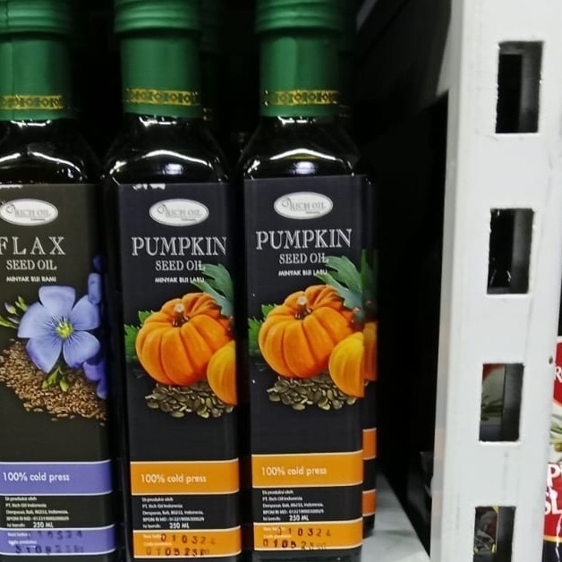 

Rich oil minyak pumkin seed 100% cold press 250ml