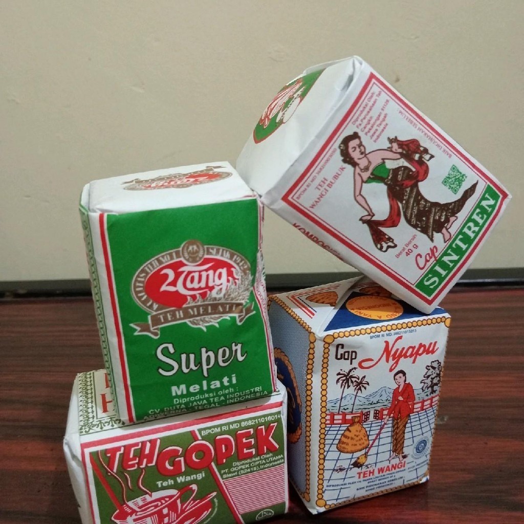 

TEH RACIKA KHAS SOLO WANGI MELATI DAN SEPAT ISI 4
