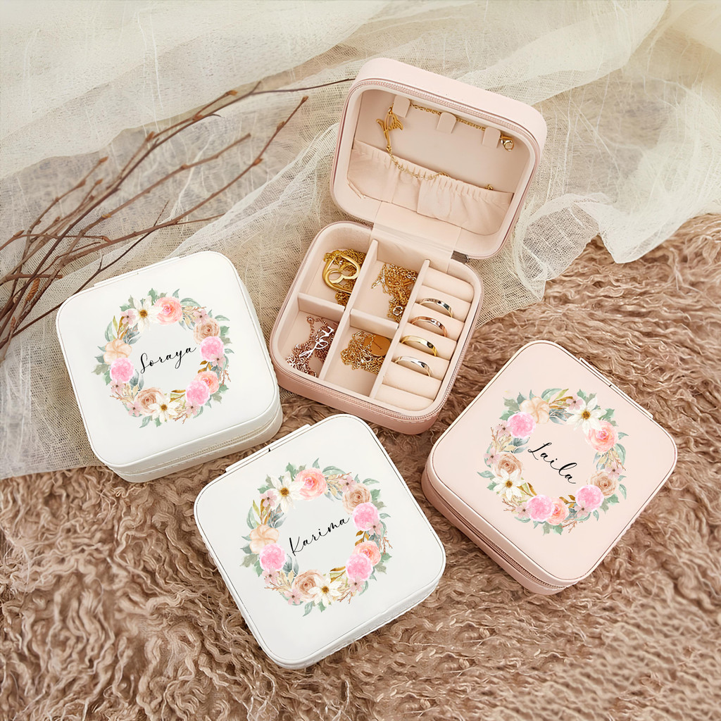 Personalized Jewelry Travel Box Bridesmaid Gifts Gift for Bridal Party Custom Name Jewelry box Birth