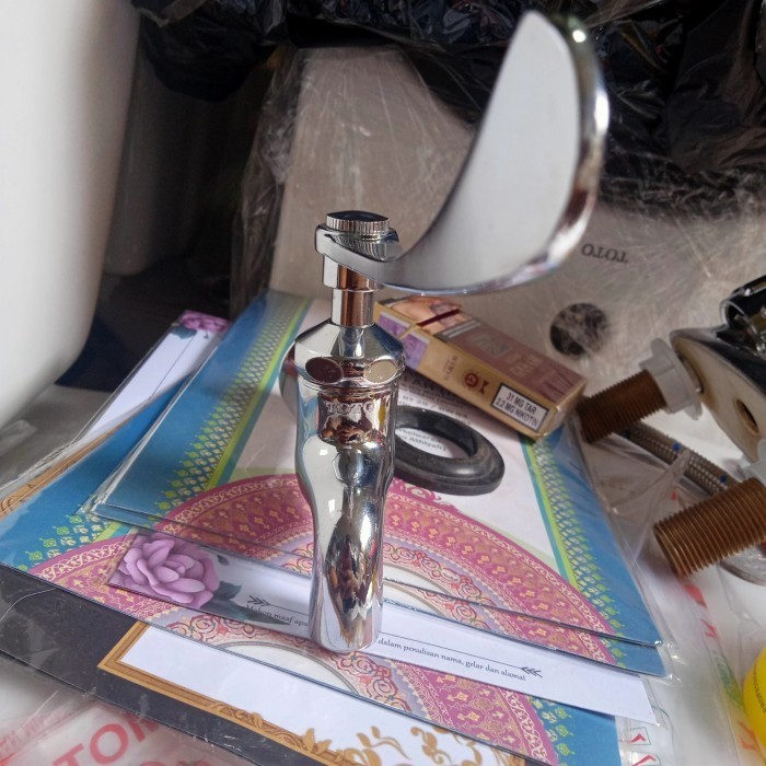 kran wudhu toto handle