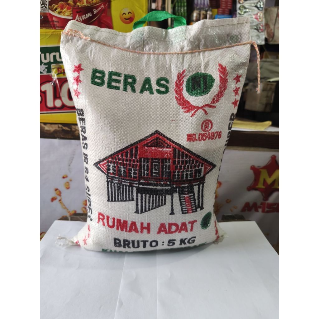 

Beras cap Rumah Adat 5kg