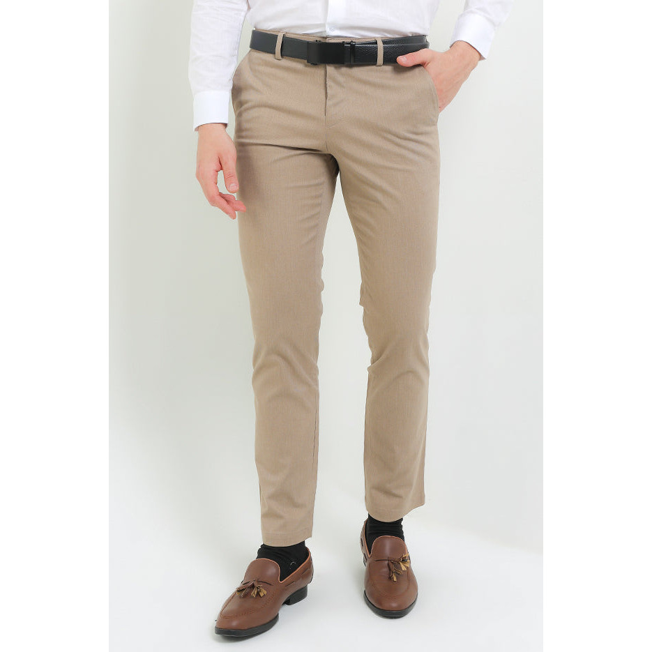 Cardinal Celana Panjang Slim Fit Pria F4002BK05D