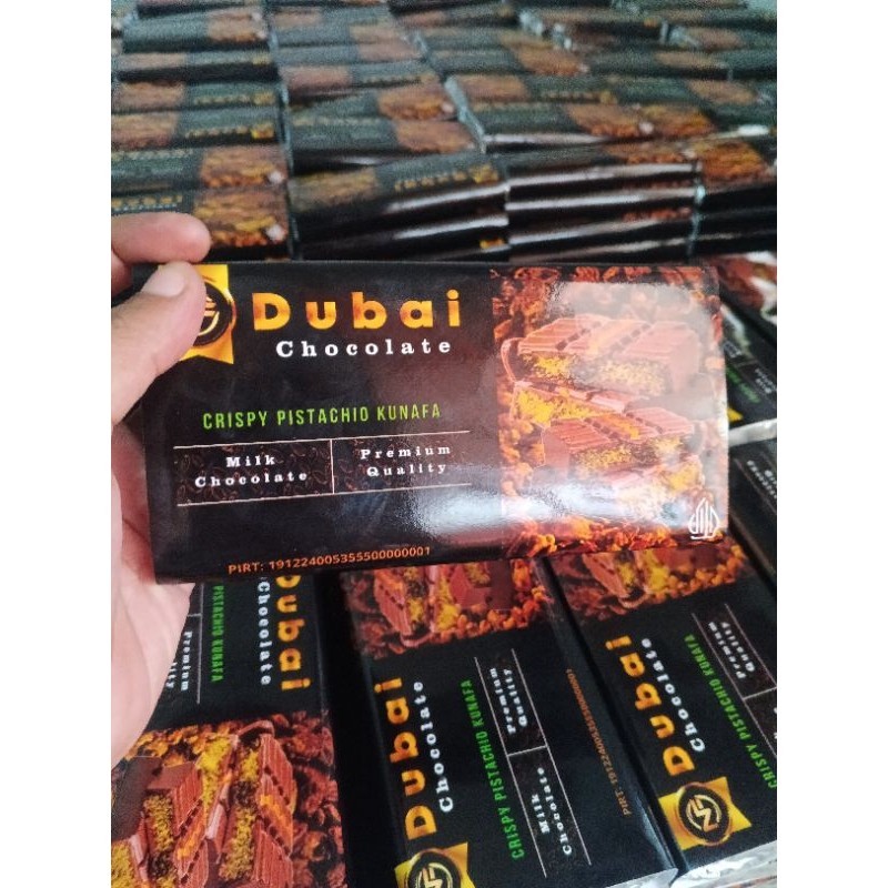 

Coklat Dubai c21 Hitam/ Coklat Dubai Crispy pistachio / coklat viral / pencinta coklat