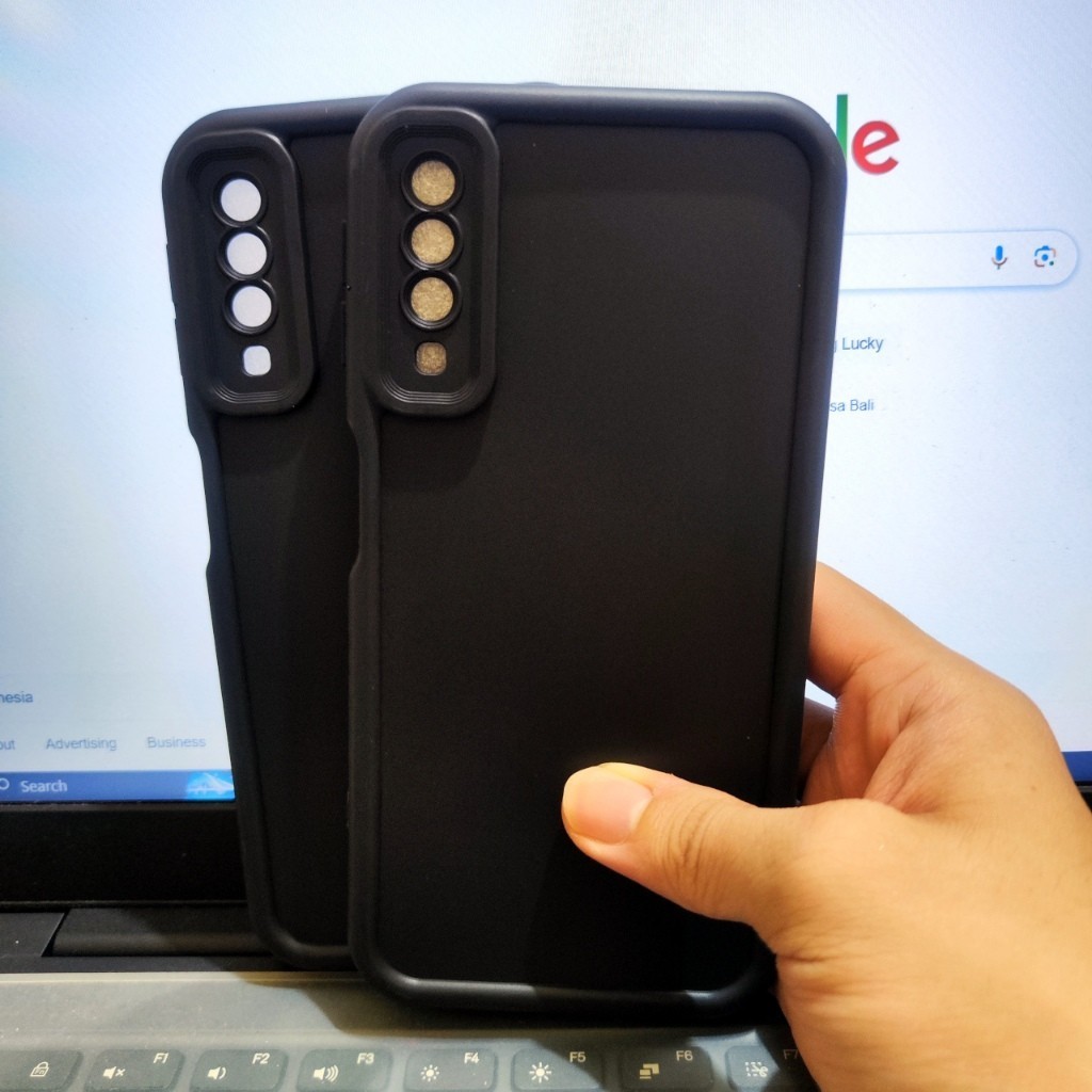 Softcase Pro Camera BUMPER  Samsung A7 2018 Silikon Casing TPU Macaron Hitam