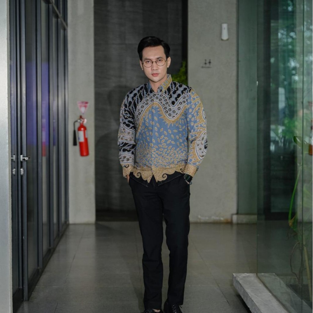 [RAMAYANA] Kemeja Batik Pria Lengan Panjang Tunik Batik Wanita Blouse Batik Wanita  Motif Batik ABA|