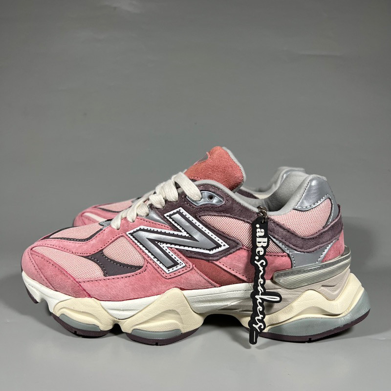 New Balance 9060 Sea Salt Cherry Blossom