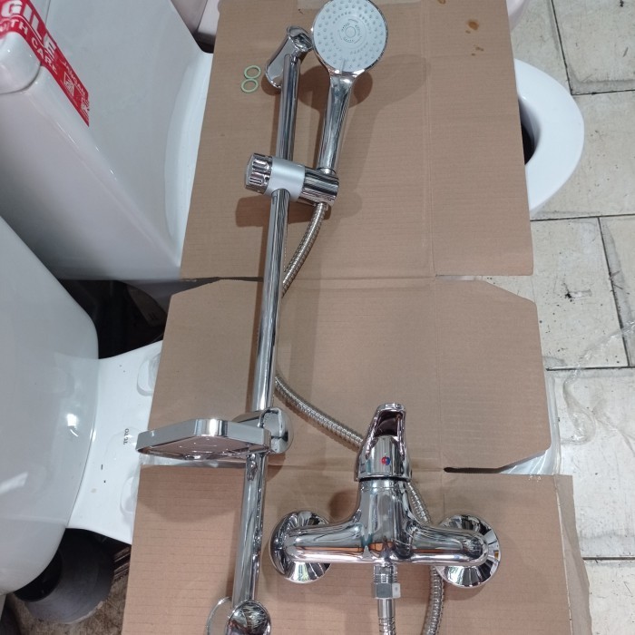 kran shower panas dingin + tiang shower set