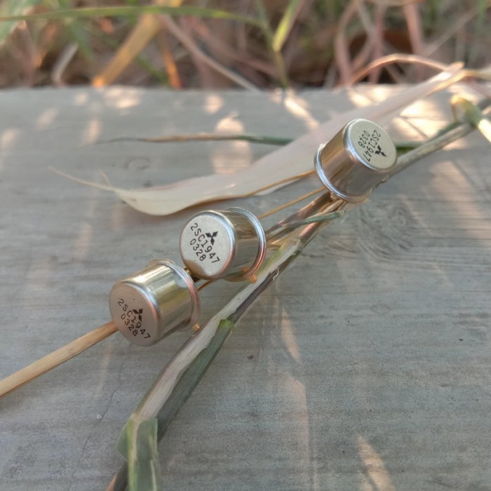 LG99 c1947 2sc1947 Transistor RF original FM kaki emas