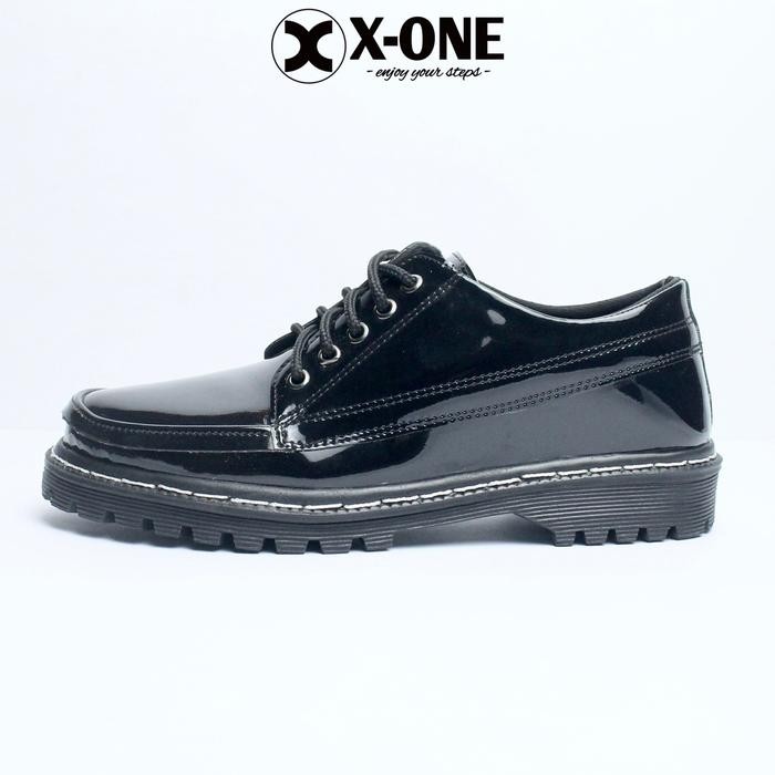 SEPATU FORMAL PRIA | X-ONE FOOTWEAR “JOSSIE DOCMART” Hitam docmart brand lokal - JOSSIE DOCMART, 39