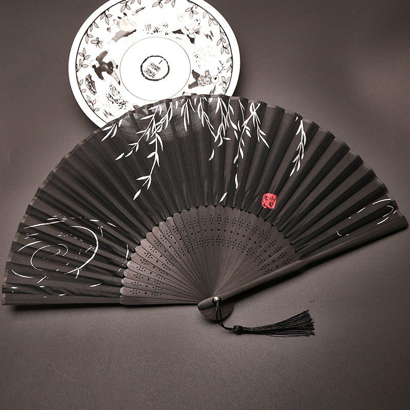

Vintage Chinese Folding Fan 21x37cm Floral Theme 24 Ribs Handheld Fan for Wedding Gift Collection