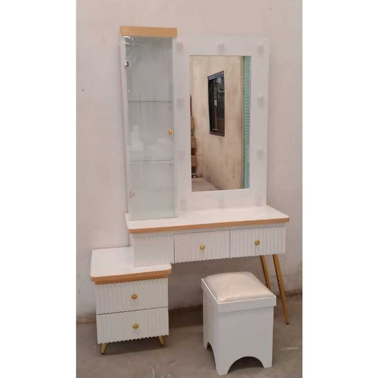 Meja Rias Minimalis MR Kitty 01 Putih