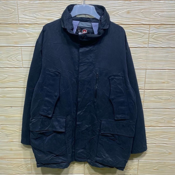 Jacket parka VICTORINOX size XL ( P : 83cm  L : 66cm )