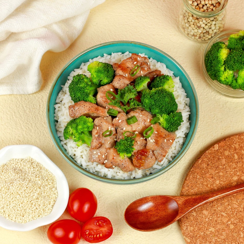 

One Meal Lauk Dada Ayam 40g Protein Teriyaki Grill Makanan Sehat dan Diet (Ready to Cook)