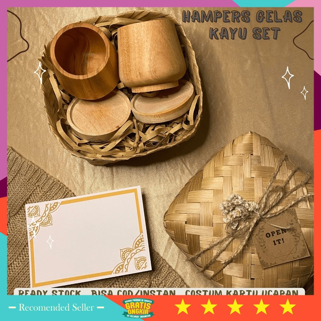 

Kado Pacar Istri Suami Murah Viral Unik Kekinian Bagus lebaran Natal / [ HAMPERS GELAS KAYU SET ] ANANDARU GIFT SET GELAS JEPANG KADO HADIAH PERNIKAHAN WISUDA ULANG TAHUN BIRTHDAY GRADUATION WEDDING