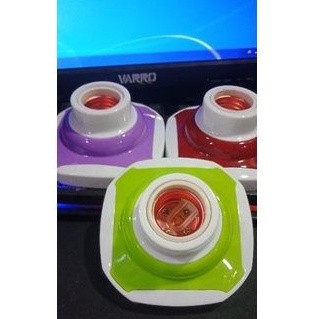 Piting Lampu Tempel Warna