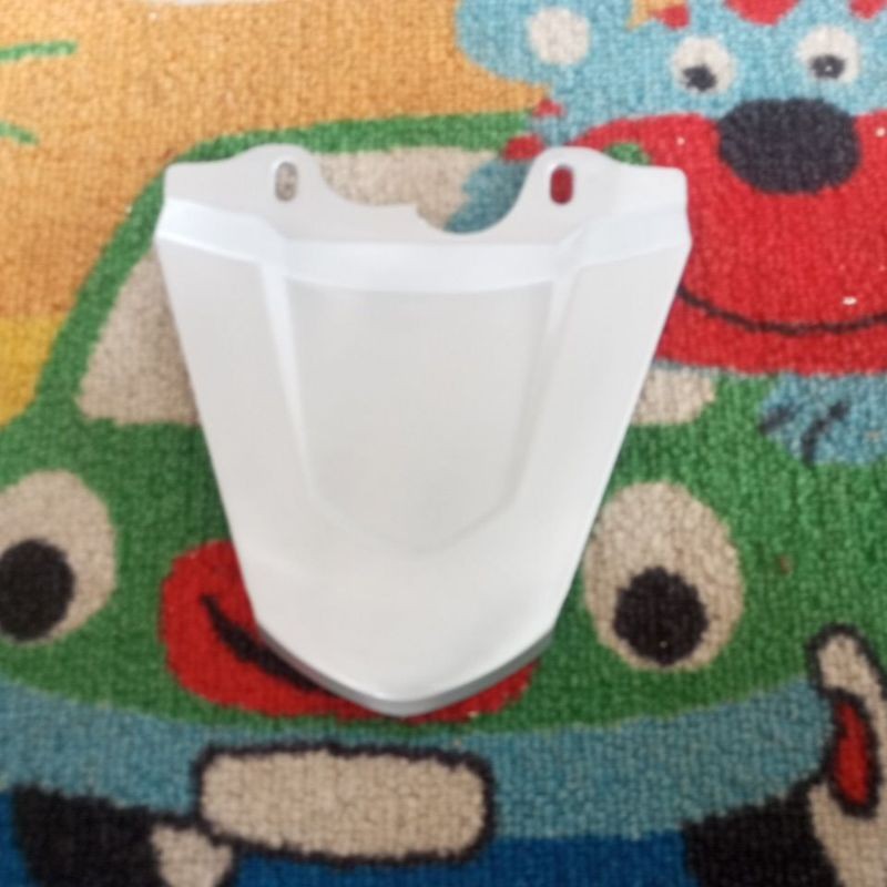 Pet Stop/Sambungan Body Belakang Vega R New Warna Silver