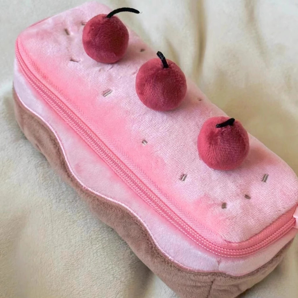 

Cherry Cake Pencil Case Ins Cake Pen High -Value Student Large -kapacity Pencil Box Bag Tas Teks