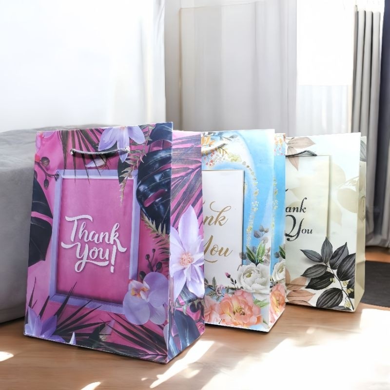 

Paper Bag Tas Kertas Motif Aesthetic 20x10x25 Cm