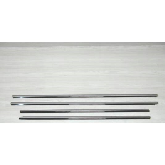 List kaca samping mobil avanza/xenia lama chrome