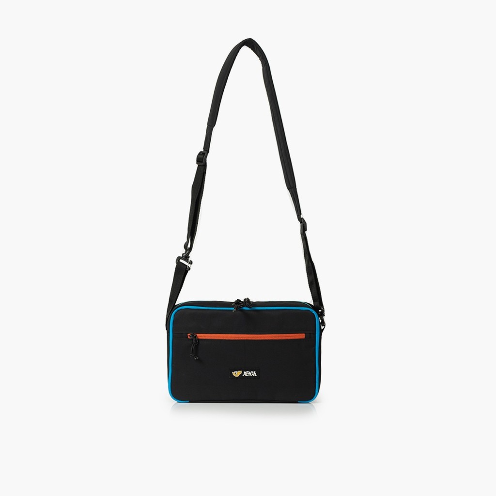 Thyme Hitam - Sling Bag Tas Selempang - ARTCH