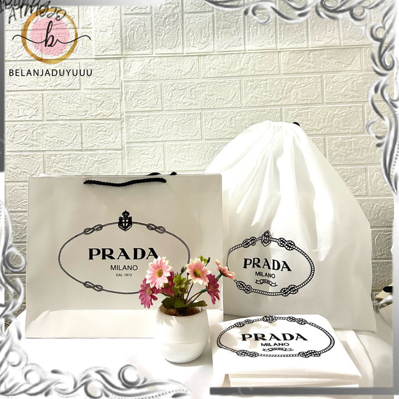 

Paper Bag Prada ( Ready Stock Jakarta )