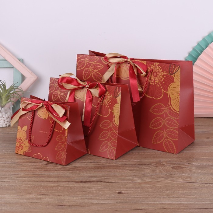 

Hampers Goodie Bag / Paper Bag Pita Motif / Tas Kado Gift 05 - Red 18x16x10