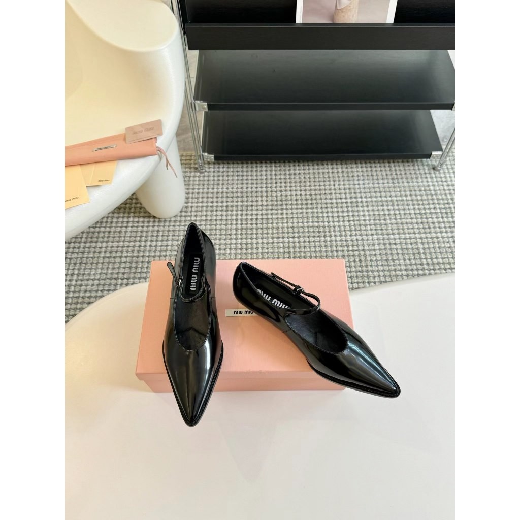 New Counter ORI MiuMiu flat bottomed pointed Mary Jane single shoe