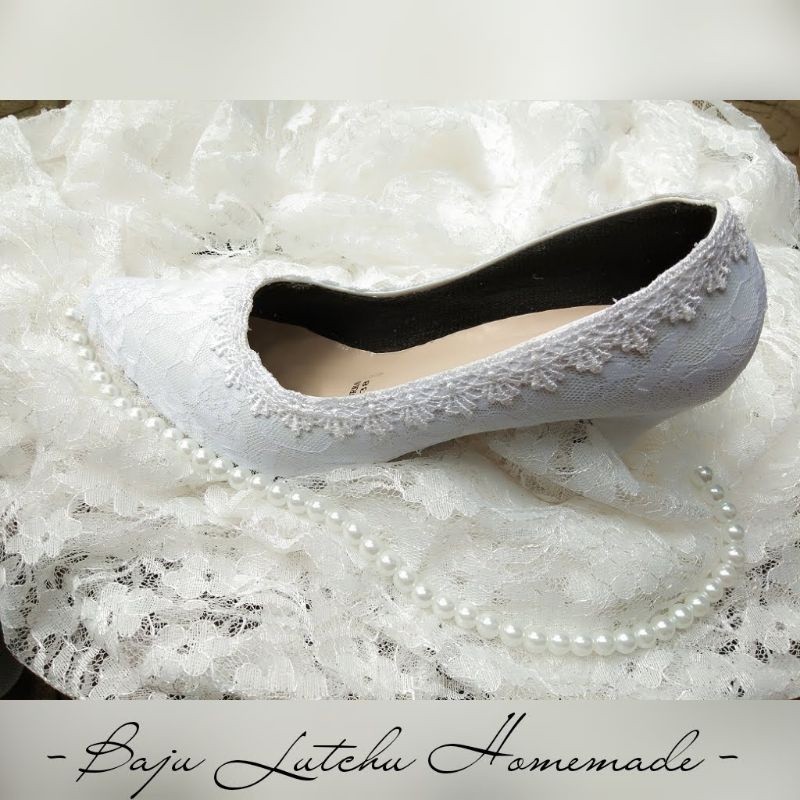 PB - heels wanita putih brukat wedding