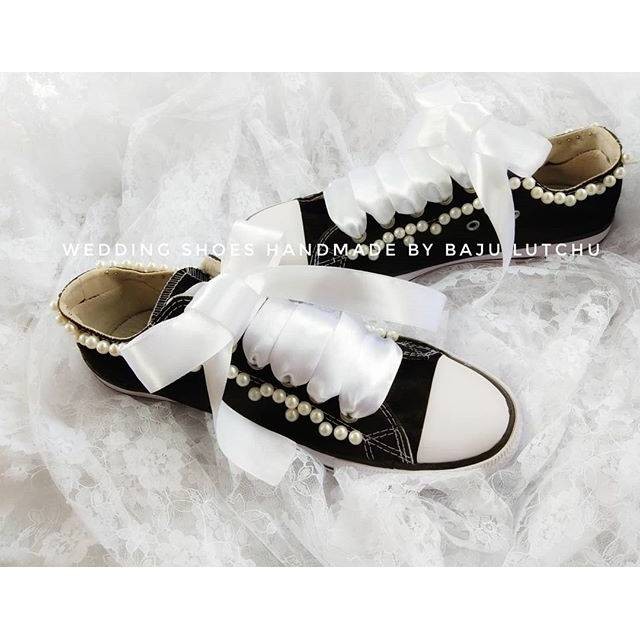 

PB - Converse wedding pita