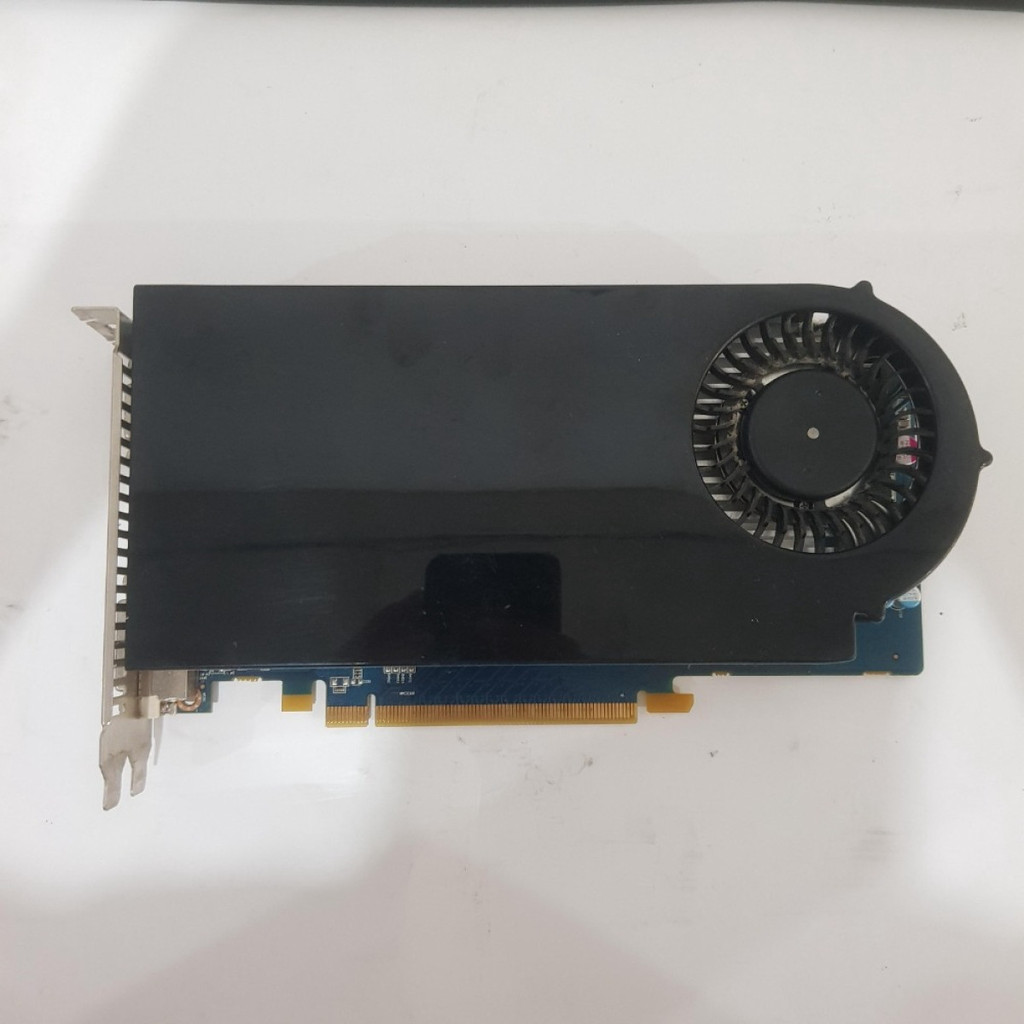 SAPPHIRE Radeon HD 5750 HD5750 1GB GDDR5 Minus Tak Tampil
