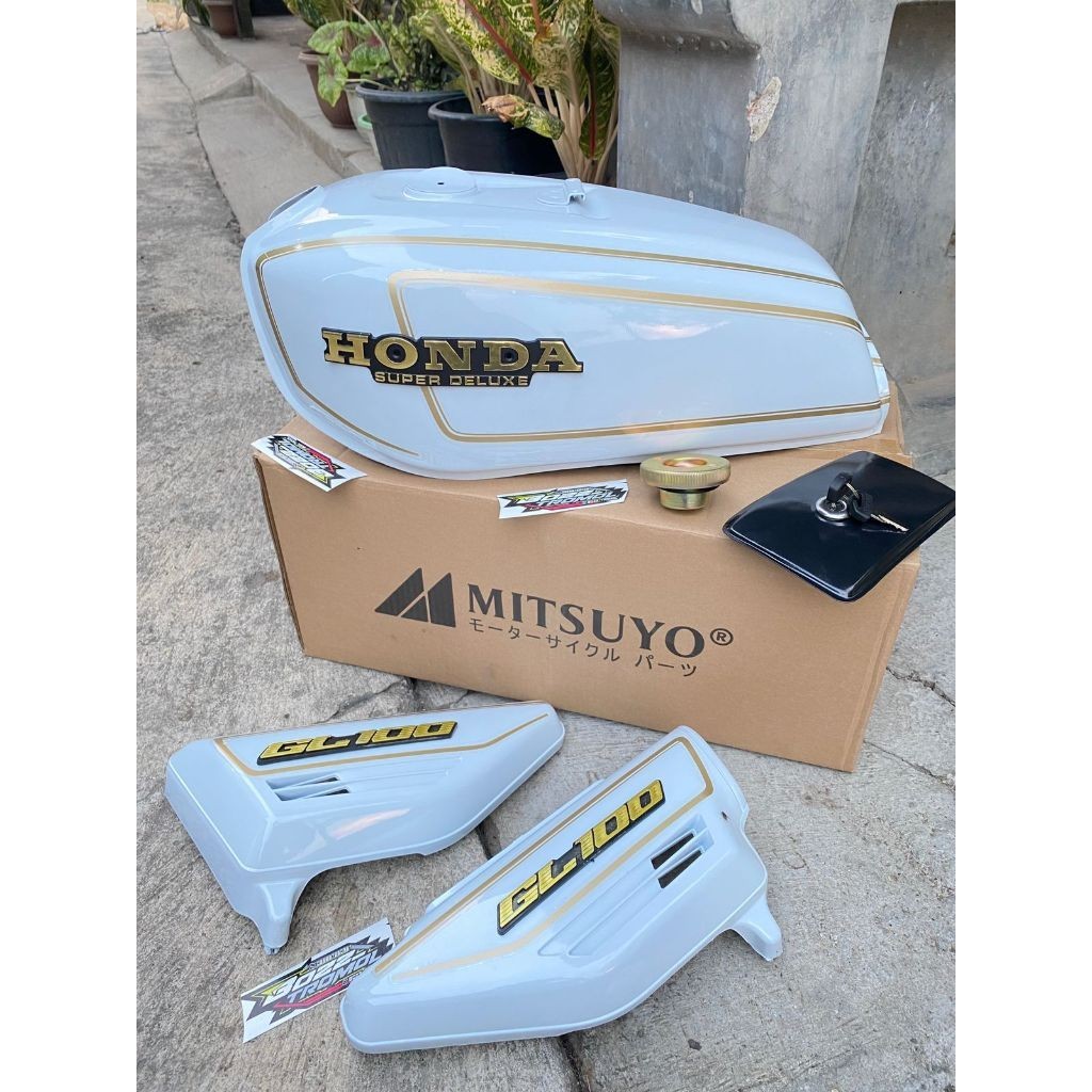 PROMO tangki tengki gl 100 gl100 pres pabrik warna putih set bok aki gl 100 set  tangki gl 100 strip