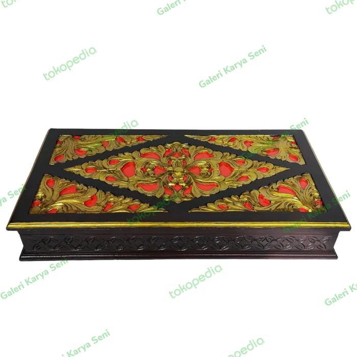 Box Kotak Menyimpan Pusaka Ukiran Kembangan Kayu Jati Dilapisi Bludru