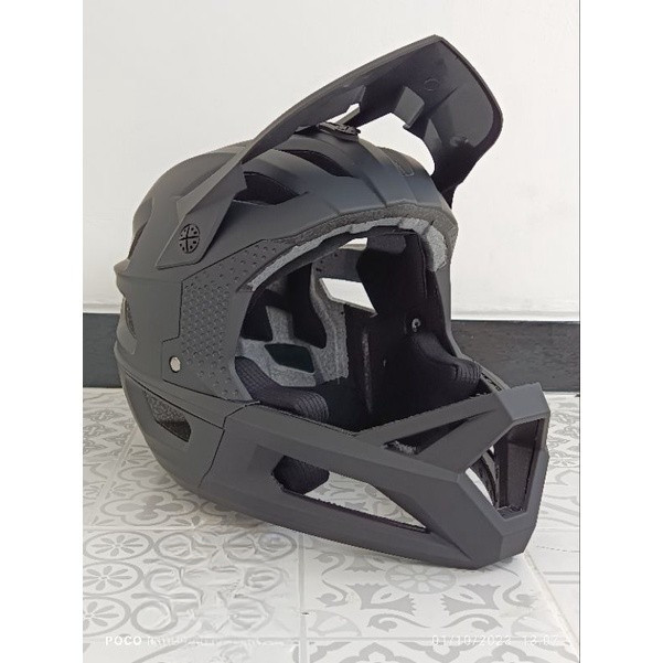 Helm Fullface Full face OEM non Brand untuk Enduro Donwhill MTB not TLD Fox Batfox