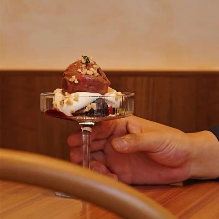 

TERJUAL Gelas Cup Kaca Dessert Puding Es Krim Cake Model tangkai Serbaguna - Transparan