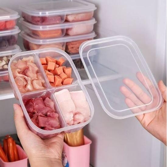 Tempat Penyimpanan Makanan Kulkas 4 Sekat Plastik Serbaguna Kotak Simpan Bumbu Sayur Daging 4 Sekat